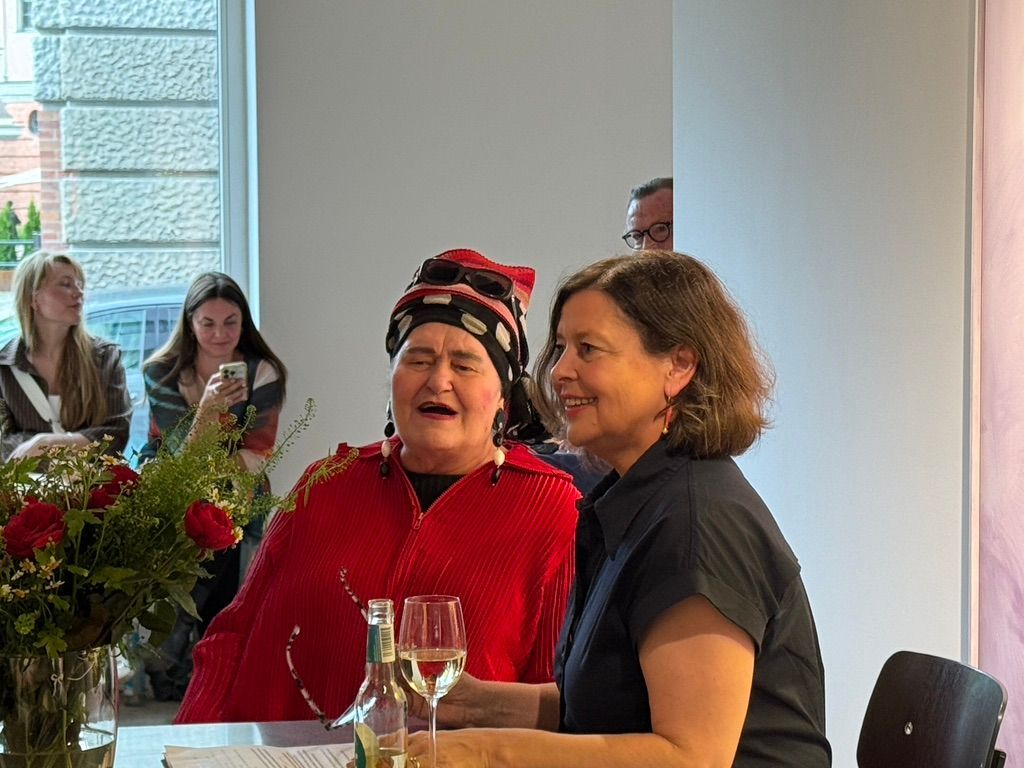 Elvira Bach im Gespräch mit Saskia de Vries