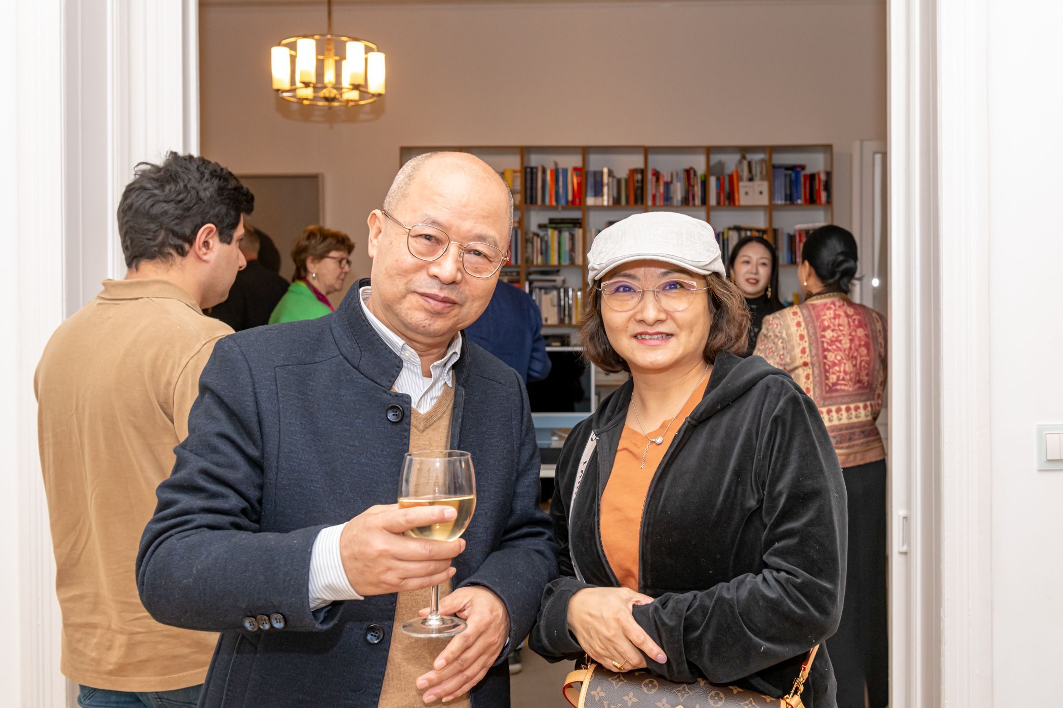 "Whispers of Light – Tang Wugang's Veils and Views" Solo Exhibition by Tang Wugang