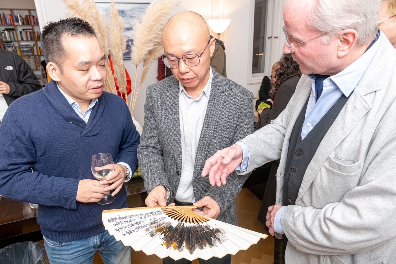"Whispers of Light – Tang Wugang's Veils and Views" Solo Exhibition by Tang Wugang